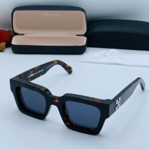 OWX22297 Animal Skin Solid Frame With Dark Shades