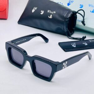 OWX73111 Classic Black Solid Frame With Dark Shades