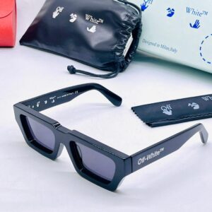 OWX67599 Black Frame With Dark Shades